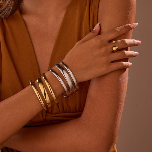 🔥Stainless Steel Simple Opening Bracelet🔥