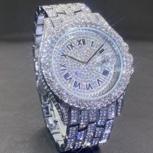 Reloj de cuarzo con diamantes